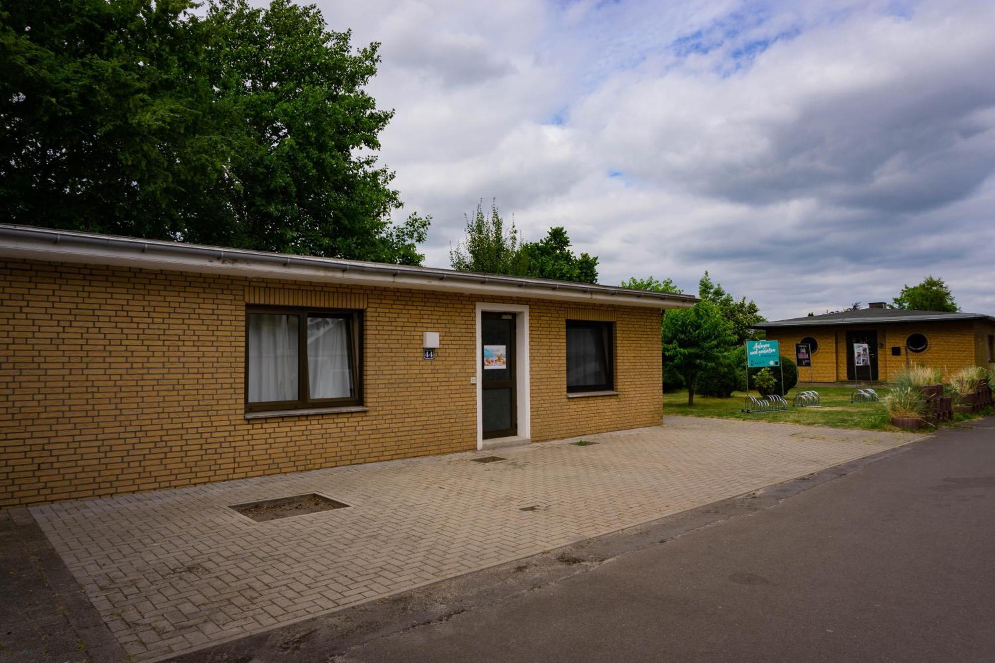 Appartement Haus Strandlust- Gemuetliches Studio Direkt Am Duemmer à Lembruch Extérieur photo